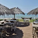 Villatale With Private Swimming Pool. Within Walking Distance Of The Beach. Villa Pozzallo