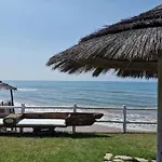 Villa Villatale With Private Swimming Pool. Within Walking Distance Of The Beach.