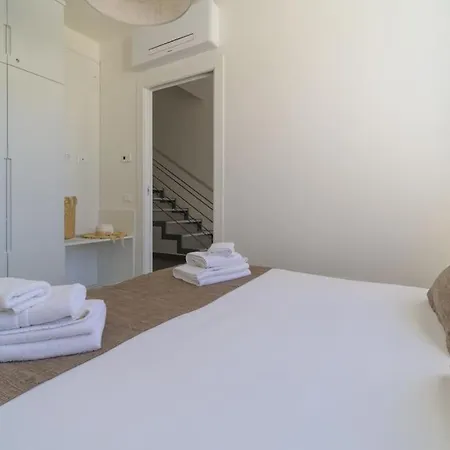Villatalè With Private Swimming Pool. Within Walking Distance Of The Beach. Villa