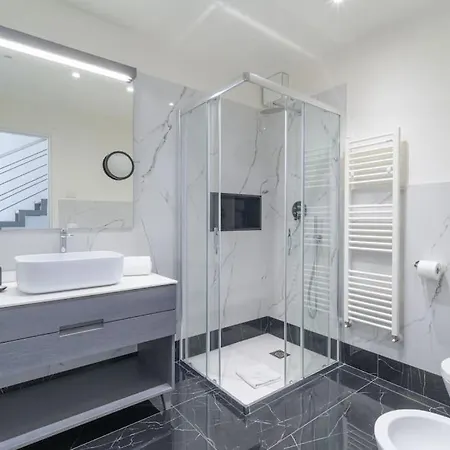 Villatalè With Private Swimming Pool. Within Walking Distance Of The Beach. Pozzallo